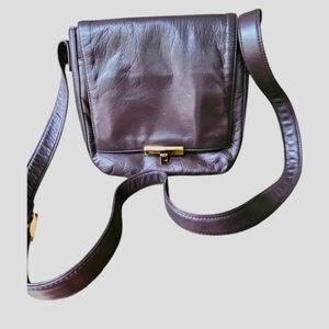 VINTAGE PERLINA New York Leather messenger bag In Brown/gold Hardware.